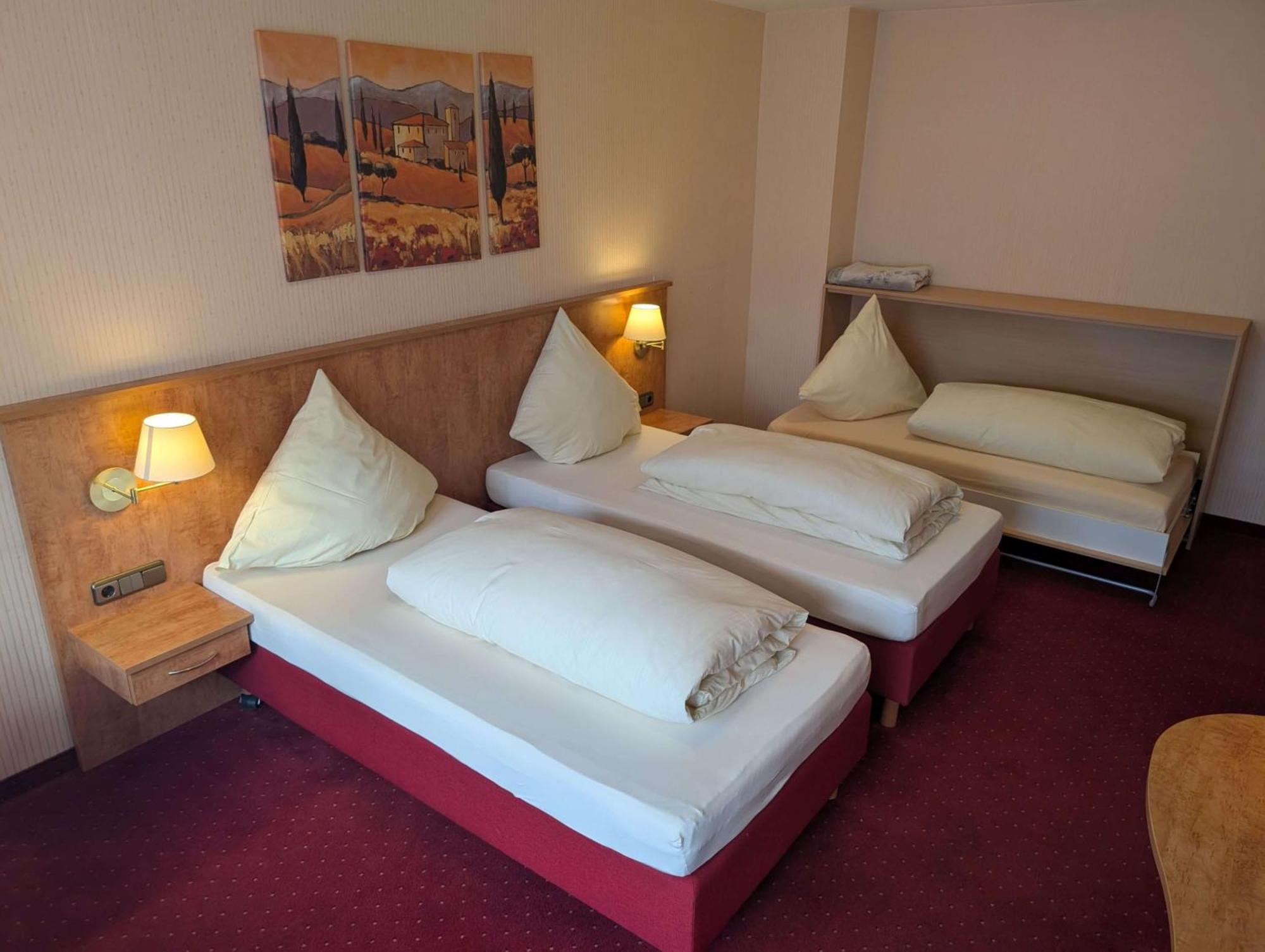 Stadthotel Augsburg Zewnętrze zdjęcie