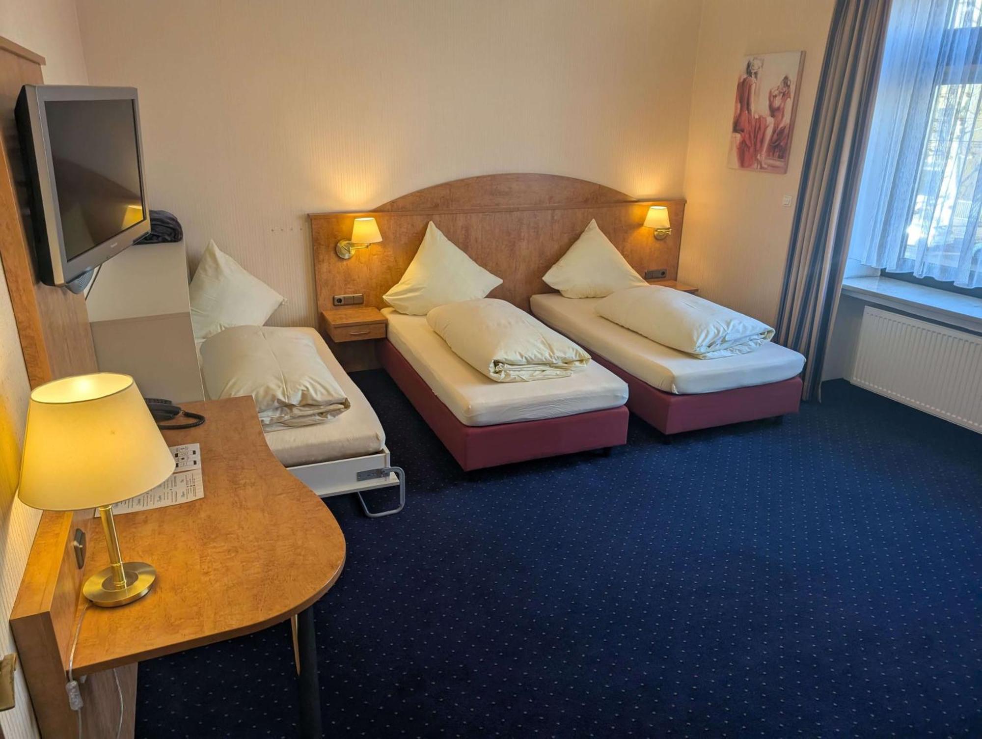 Stadthotel Augsburg Zewnętrze zdjęcie