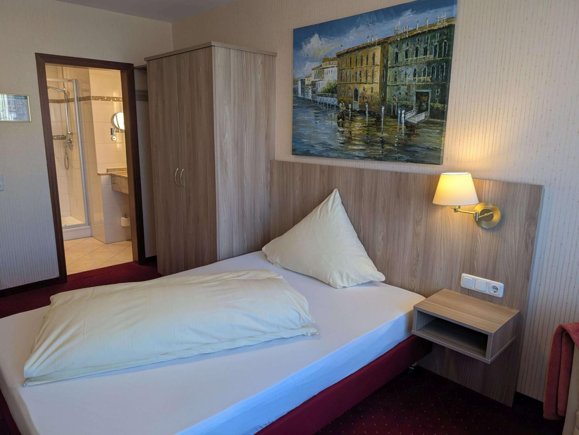 Stadthotel Augsburg Zewnętrze zdjęcie